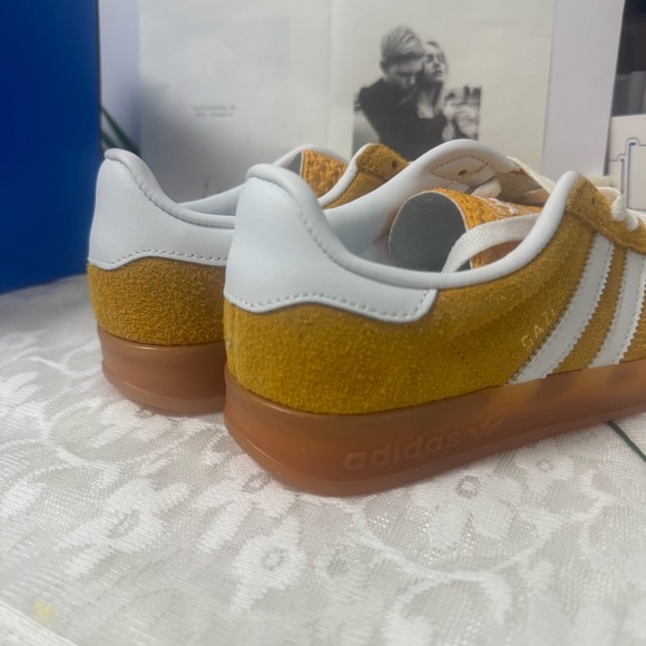 Adidas women's sneakers - Picture 6 of 8